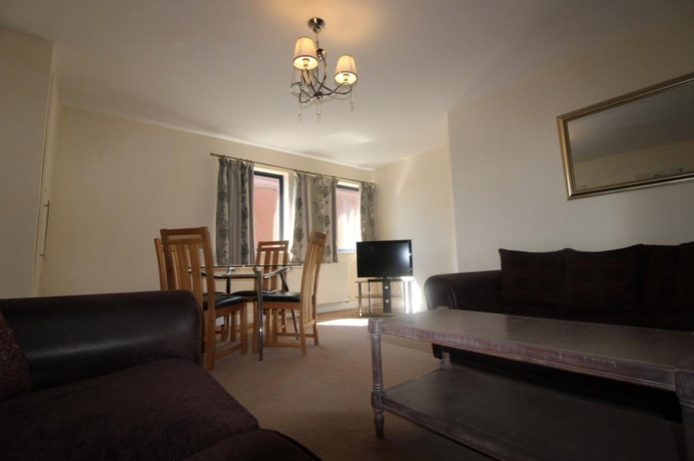 Apartment 6 Luxe, St Helens Street